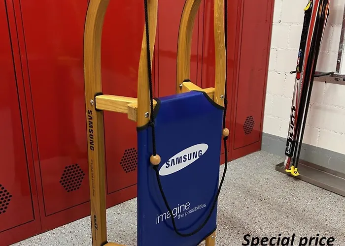 The Window To The Mountains * Arosa